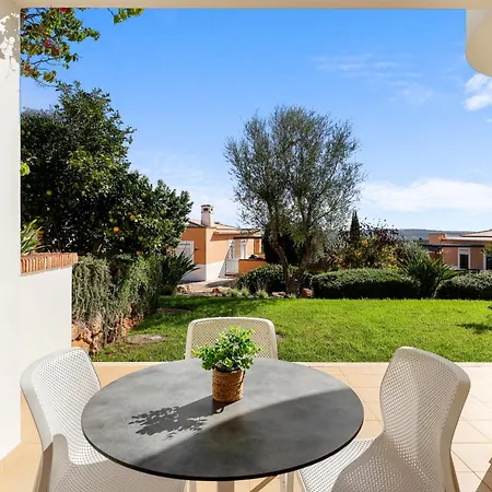 Marcia - Nature, Golf, Beaches-lagos Villa Portimão