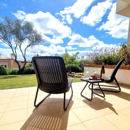 Marcia - Nature, Golf, Beaches-lagos