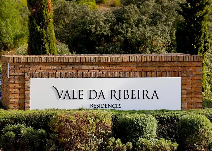 Marcia - Nature, Golf, Beaches-lagos